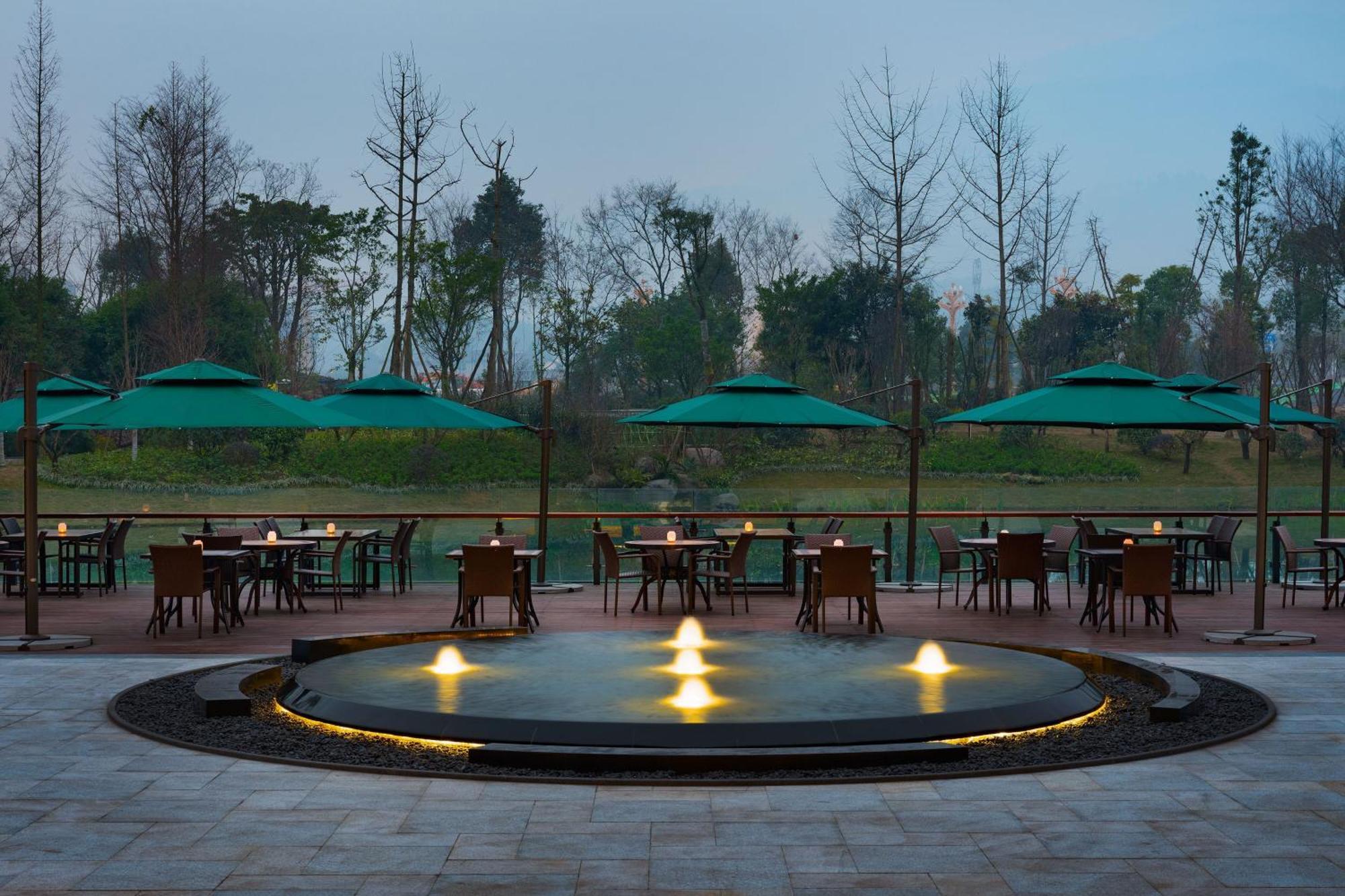 Le Meridien Emei Mountain Resort Emeishan Exterior foto
